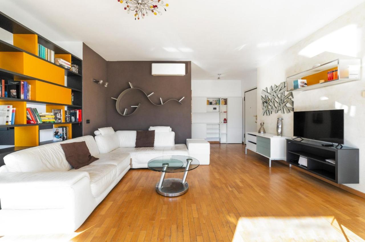Milano Rogoredo Apartment With Garage Esterno foto